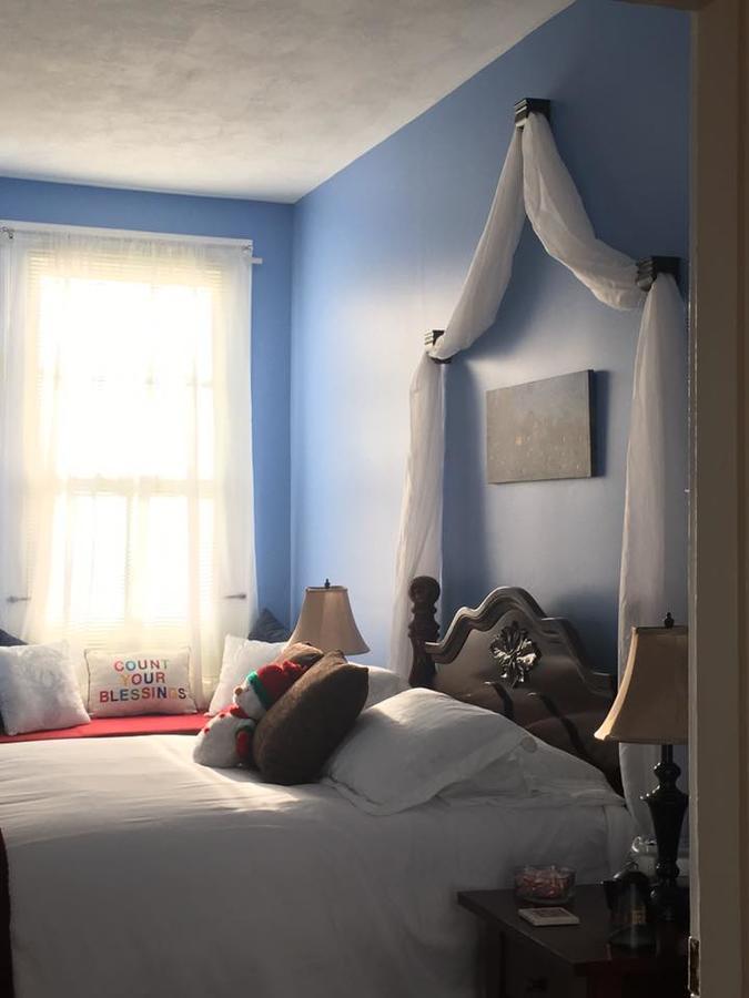 Winridge Manor Bed And Breakfast Madison Heights Bagian luar foto